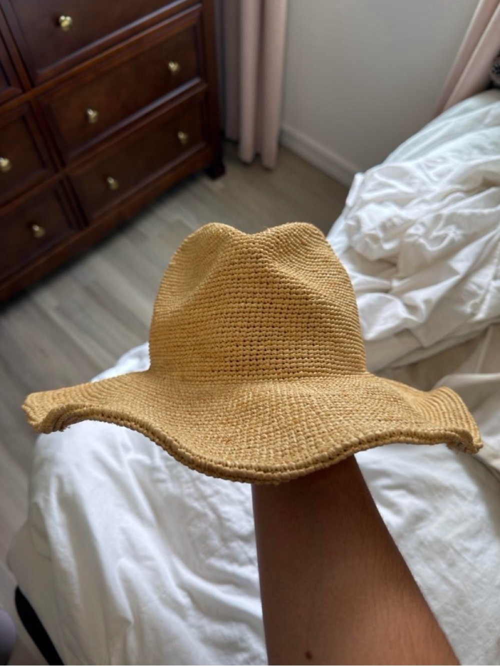 Aritzia straw beach sun hat